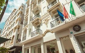 Hotel Carlton